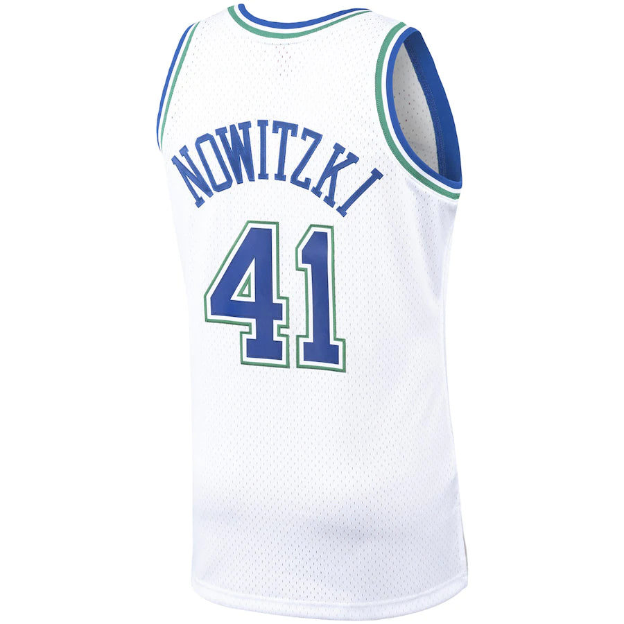 Men's Mitchell & Ness Dirk Nowitzki White Dallas Mavericks 1998/99 Hardwood Classics Swingman Throwback - Jersey